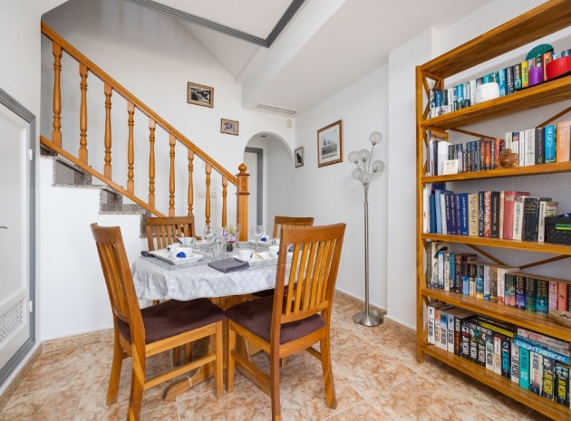 Återförsäljning - Radhus - Punta Prima