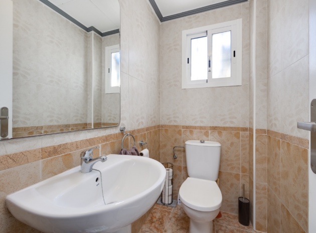 Återförsäljning - Radhus - Punta Prima