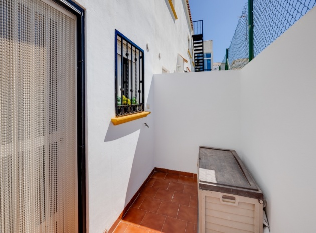 Återförsäljning - Radhus - Punta Prima