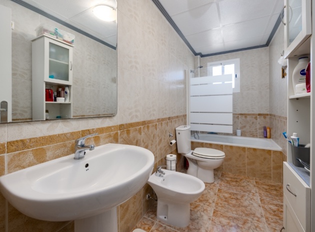 Återförsäljning - Radhus - Punta Prima