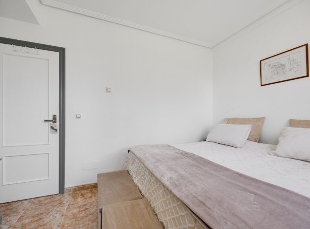 Återförsäljning - Radhus - Punta Prima