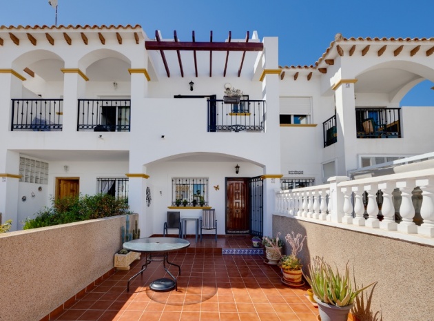 Återförsäljning - Radhus - Punta Prima