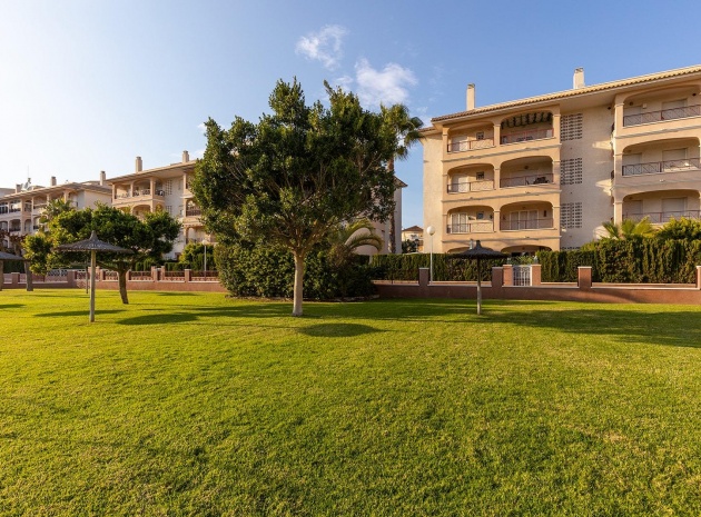 Resale - Apartment - Playa Flamenca - Laguna Golf