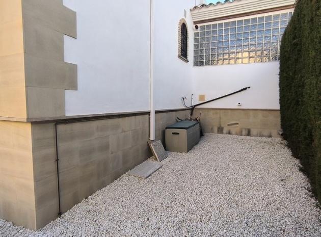 Resale - Villa - Algorfa - La Finca Golf Resort