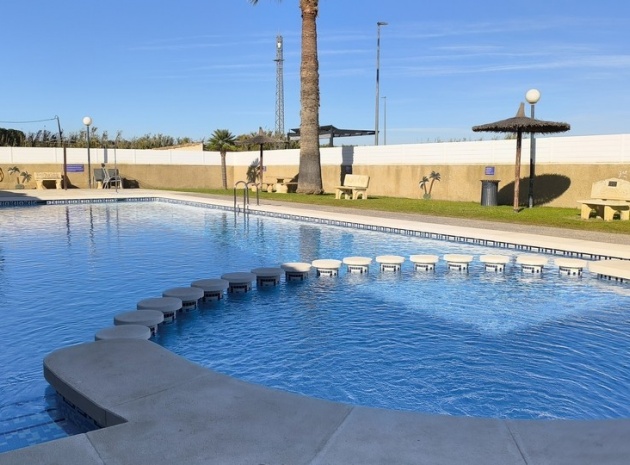 Resale - Villa - Algorfa - montebello