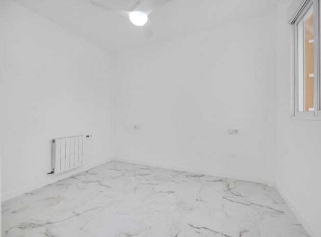 Återförsäljning - Villa - La Zenia - san jose