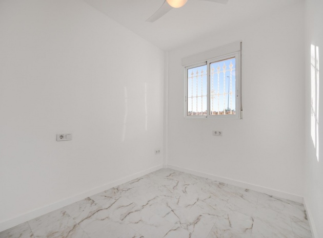 Återförsäljning - Villa - La Zenia - san jose