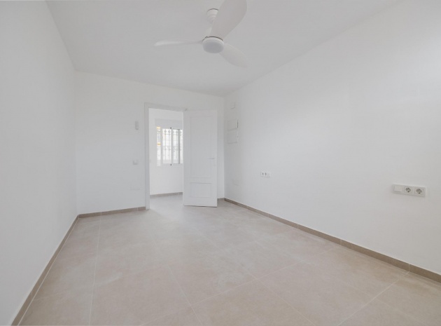 Återförsäljning - Villa - La Zenia - san jose