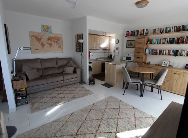 Återförsäljning - Lägenhet - Torrevieja - mar azul