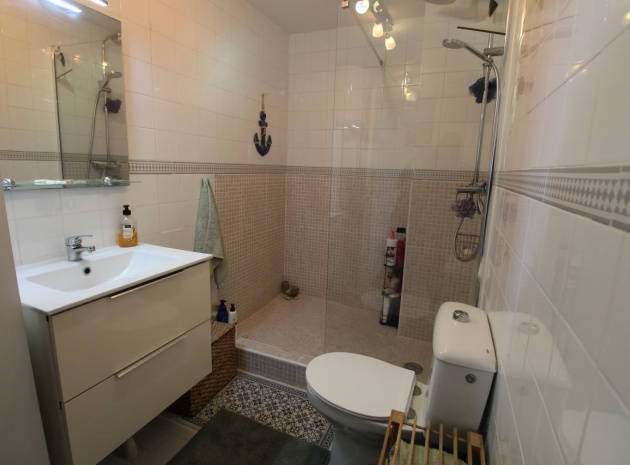 Återförsäljning - Lägenhet - Torrevieja - mar azul