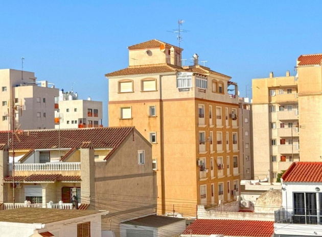 Återförsäljning - Lägenhet - Torrevieja - Beachside Torrevieja