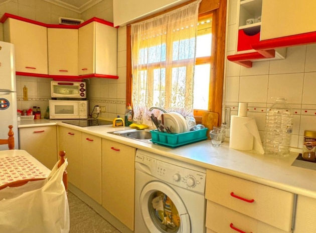 Återförsäljning - Lägenhet - Torrevieja - Beachside Torrevieja