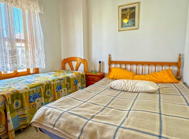 Återförsäljning - Lägenhet - Torrevieja - Beachside Torrevieja