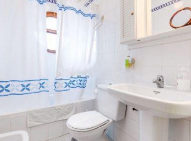 Återförsäljning - Lägenhet - Torrevieja - Beachside Torrevieja