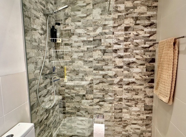 Wiederverkauf - Wohnung - Villamartin - La Fuente