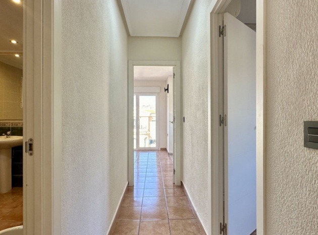 Resale - Villa - Villamartin - las filipinas