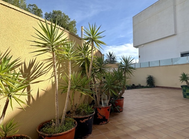 Resale - Villa - Villamartin - las filipinas