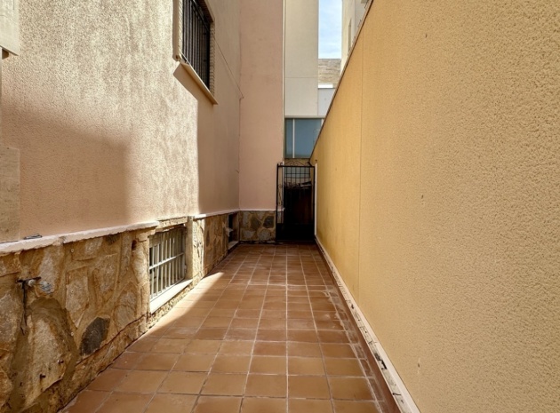 Resale - Villa - Villamartin - las filipinas