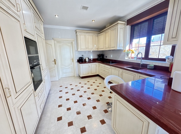 Revente - Villa - Cabo Roig