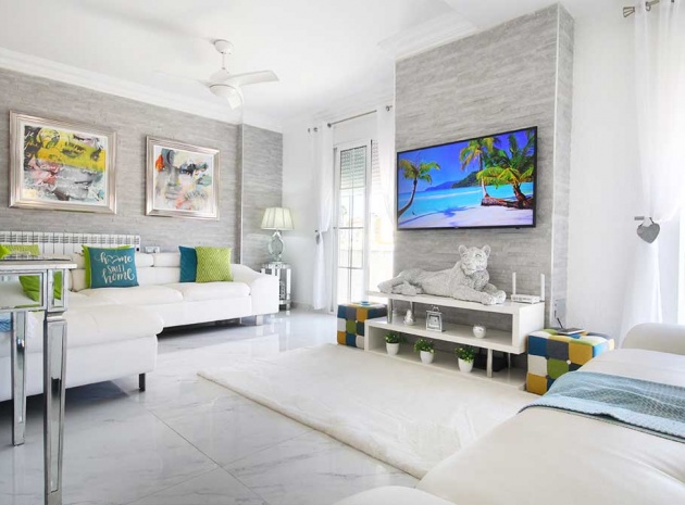 Resale - Villa - Villamartin - bosque de las lomas