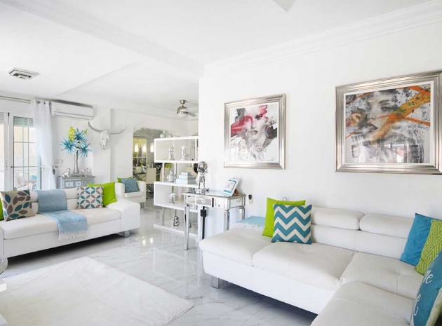 Resale - Villa - Villamartin - bosque de las lomas