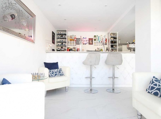 Resale - Villa - Villamartin - bosque de las lomas