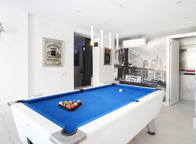 Resale - Villa - Villamartin - bosque de las lomas