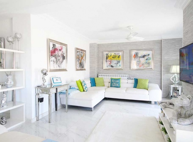 Resale - Villa - Villamartin - bosque de las lomas