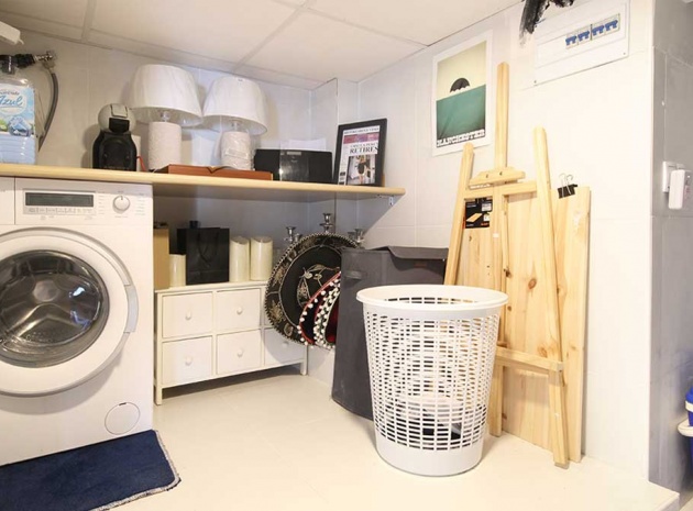 Resale - Villa - Villamartin - bosque de las lomas