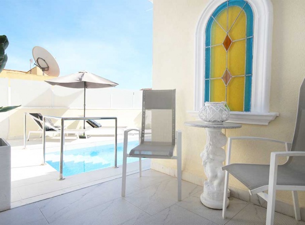 Resale - Villa - Villamartin - bosque de las lomas