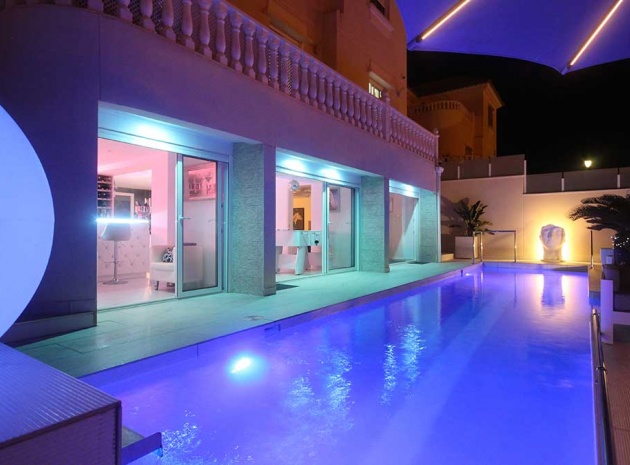 Resale - Villa - Villamartin - bosque de las lomas