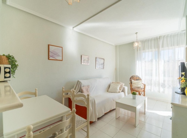 Wiederverkauf - Wohnung - Torrevieja - Beachside Torrevieja