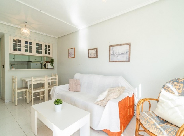 Wiederverkauf - Wohnung - Torrevieja - Beachside Torrevieja