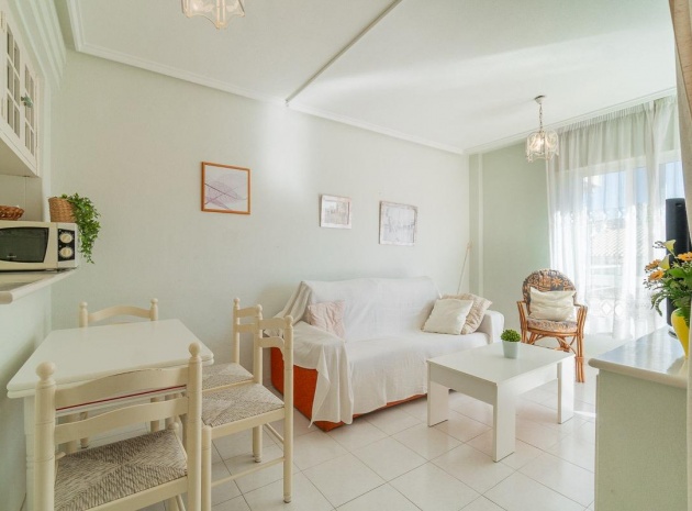 Wiederverkauf - Wohnung - Torrevieja - Beachside Torrevieja