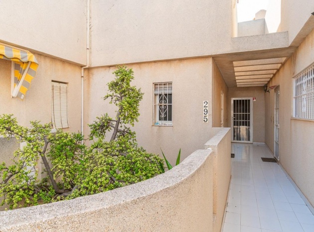 Wiederverkauf - Wohnung - Torrevieja - Beachside Torrevieja