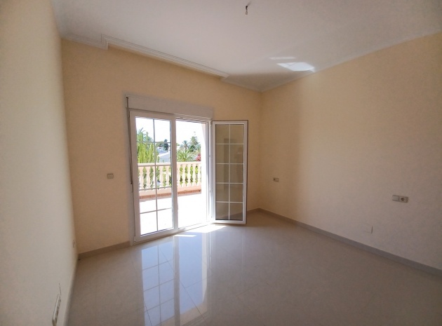 Resale - Villa - Cabo Roig - beachside cabo roig