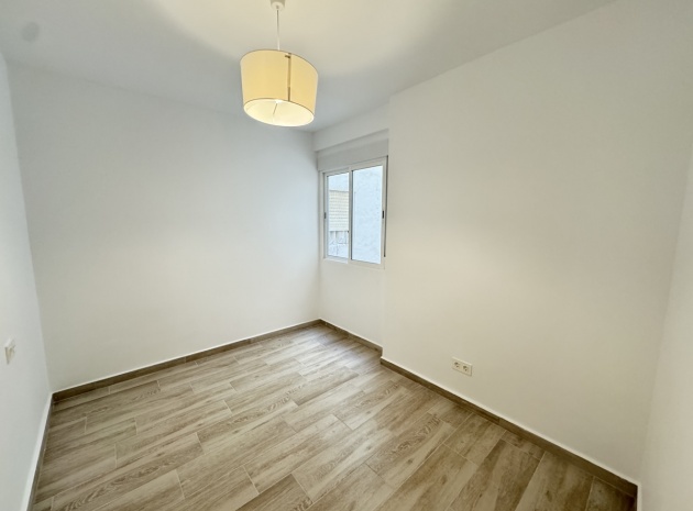 Wiederverkauf - Wohnung - Torrevieja - Beachside Torrevieja