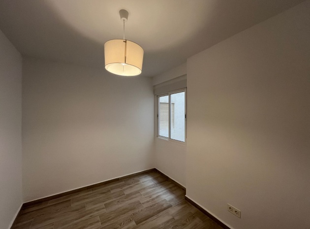 Wiederverkauf - Wohnung - Torrevieja - Beachside Torrevieja