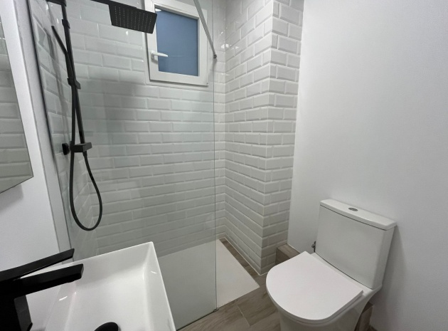 Wiederverkauf - Wohnung - Torrevieja - Beachside Torrevieja