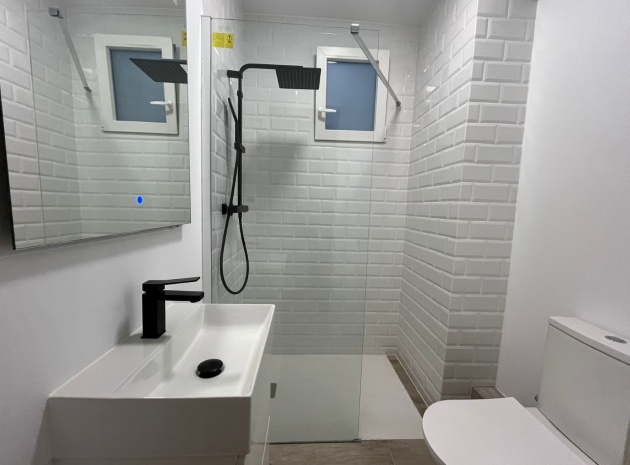 Wiederverkauf - Wohnung - Torrevieja - Beachside Torrevieja