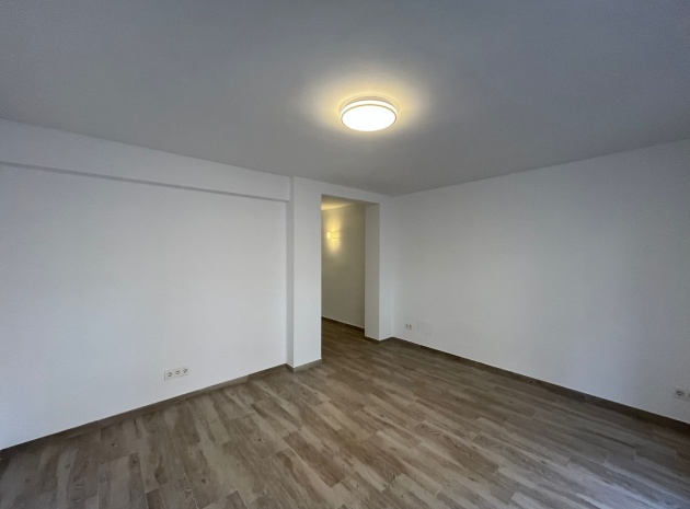 Wiederverkauf - Wohnung - Torrevieja - Beachside Torrevieja