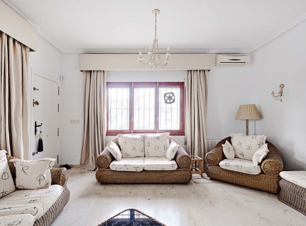 Wiederverkauf - Villa - Pinar de Campoverde