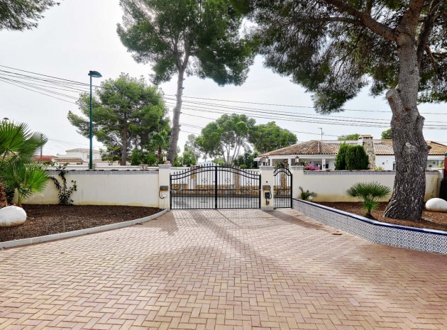 Wiederverkauf - Villa - Pinar de Campoverde