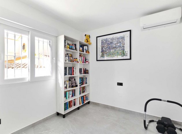 Wiederverkauf - Villa - Pinar de Campoverde