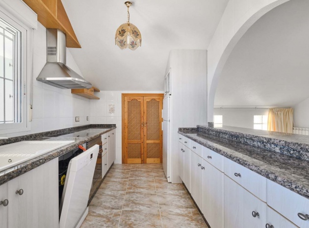 Resale - Villa - Pinar de Campoverde