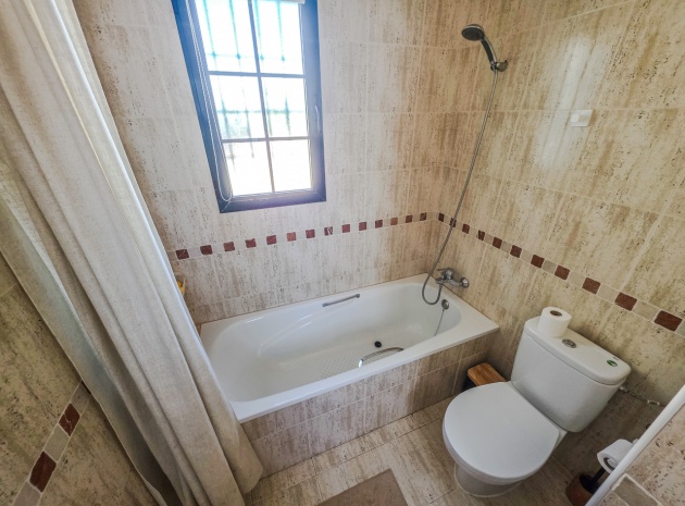 Wiederverkauf - Villa - Villamartin - rioja