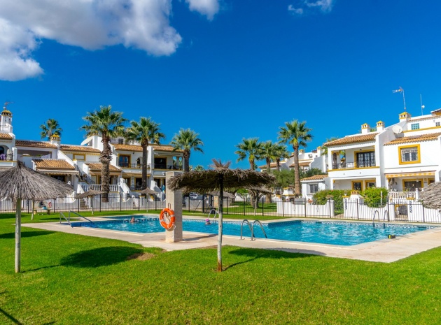 Resale - Apartment - Villamartin - valencias