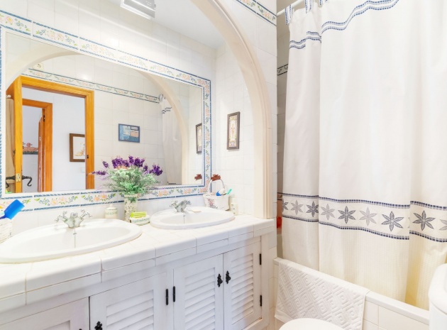 Resale - Apartment - Villamartin - valencias