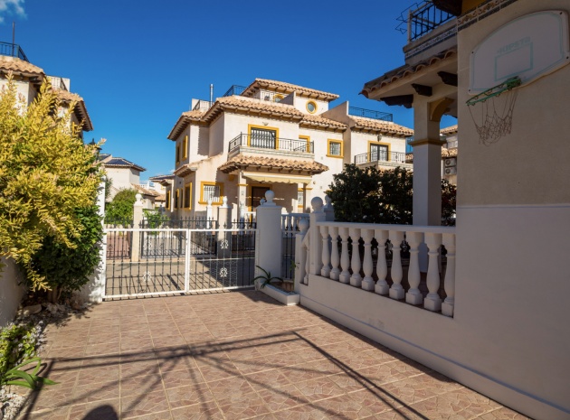 Återförsäljning - Villa - Cabo Roig - san jose