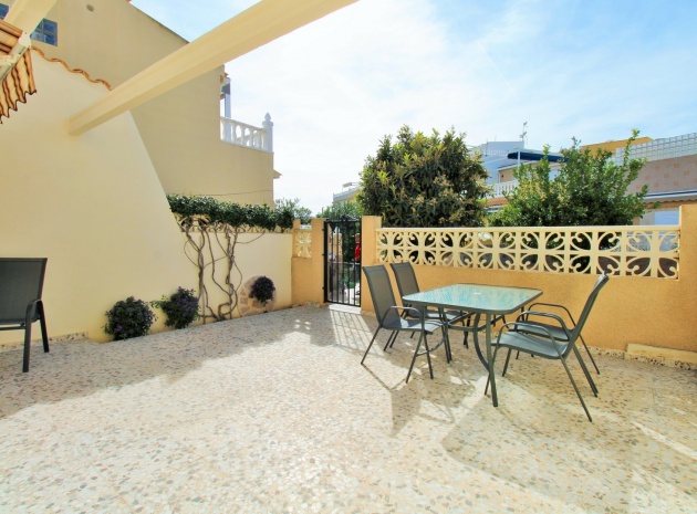 Resale - Bungalow - Playa Flamenca - las chismosas